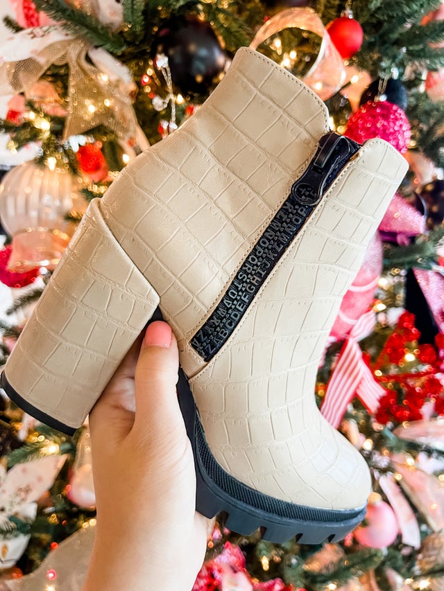 SALT&CHOCOLATE ♥ Shushu Ribbon Sneakers 412510003 MUSINSA | SALT AND CHOCOLATE Shushu Ribbon Sneakers